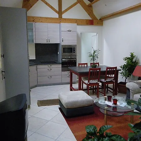 Desvergnes Tatil Evi