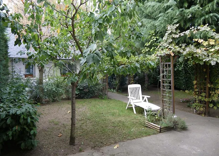 德斯沃内斯度假屋 *