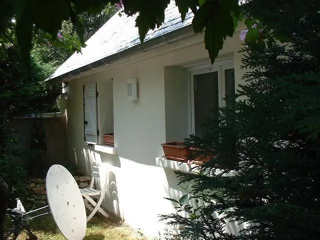 德斯沃内斯度假屋 * 图尔